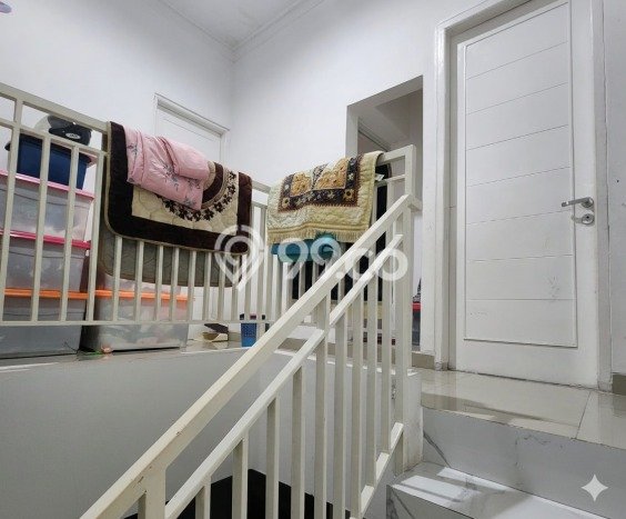 Rumah Luas Asri 4 KT Siap Pakai di Pondok Kelapa Jakarta Timur Rumah Luas Asri 4 KT Siap Pakai di Pondok Kelapa Jakarta Timur