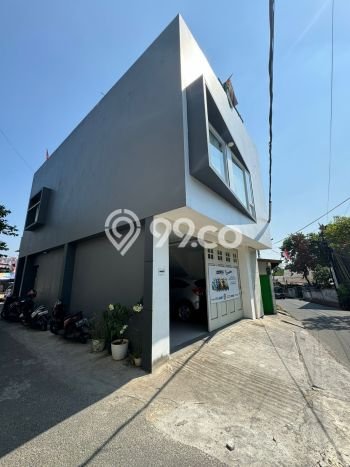 For Sale Rumah 2 Kamar Lokasi Ideal Nyaman dan Strategis di Duren Sawit For Sale Rumah 2 Kamar Lokasi Ideal Nyaman dan Strategis di Duren Sawit