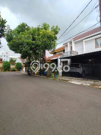 Rumah Elit Modern Siap Huni di Pondok Kelapa Jakarta Timur Rumah Elit Modern Siap Huni di Pondok Kelapa Jakarta Timur