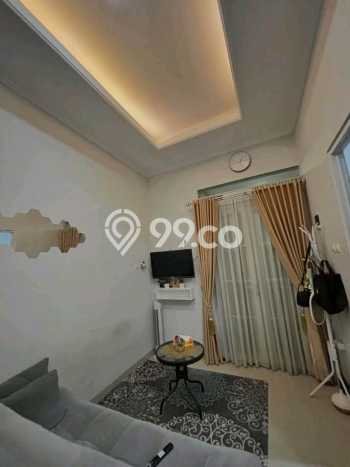 Rumah Strategis Modern Lb 70m2 di Cipayung, Jakarta Timur Rumah Strategis Modern Lb 70m2 di Cipayung, Jakarta Timur
