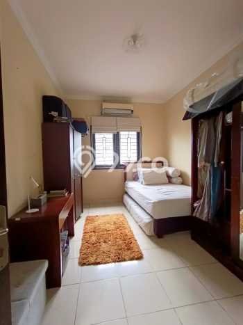 Dijual Cepat Rumah Minimalis & Modern LB 160m2 di Pondok Kelapa Dijual Cepat Rumah Minimalis & Modern LB 160m2 di Pondok Kelapa