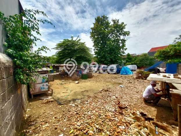 Tanah Dijual Lokasi Strategis di Jakarta Timur dengan Luas 363m2 Tanah Dijual Lokasi Strategis di Jakarta Timur dengan Luas 363m2