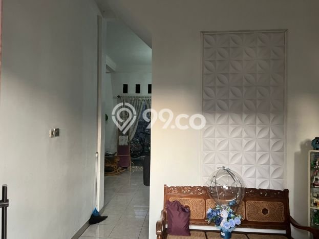 Rumah Modern 4 KT di Jatiwaringin Jakarta Timur Semi Furnished Rumah Modern 4 KT di Jatiwaringin Jakarta Timur Semi Furnished