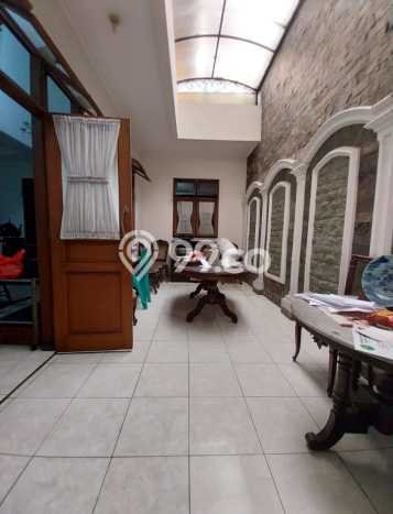 Ready to Use! Luxury House LT 392m2 Desain Modern di Pondok Kelapa Ready to Use! Luxury House LT 392m2 Desain Modern di Pondok Kelapa
