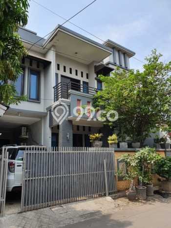 Hunian Elit LB 200m2 Siap Pakai Desain Elegan di Klender, Jakarta Timur Hunian Elit LB 200m2 Siap Pakai Desain Elegan di Klender, Jakarta Timur