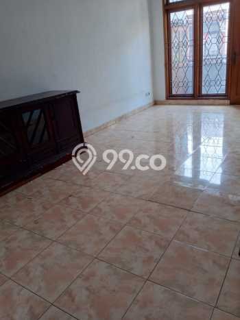 For Sale Rumah 4 Kamar Lokasi Ideal Bagus dan Strategis di Duren Sawit For Sale Rumah 4 Kamar Lokasi Ideal Bagus dan Strategis di Duren Sawit