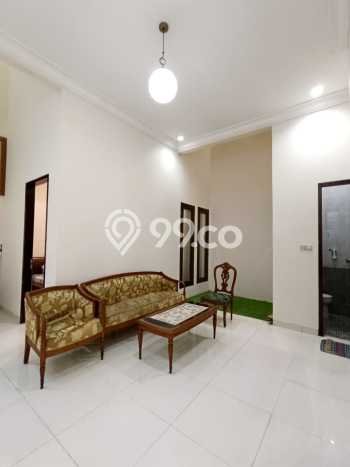 Siap Huni Rumah Minimalis & Modern LB 250m2 di Rawamangun Siap Huni Rumah Minimalis & Modern LB 250m2 di Rawamangun