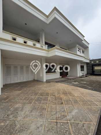 Dijual Rumah Mewah Exclusive di Tebet, Jakarta Selatan Dijual Rumah Mewah Exclusive di Tebet, Jakarta Selatan