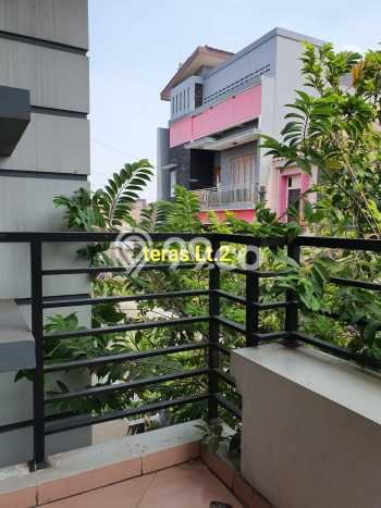 Hunian Elit LB 200m2 Siap Pakai Desain Elegan di Klender, Jakarta Timur Hunian Elit LB 200m2 Siap Pakai Desain Elegan di Klender, Jakarta Timur