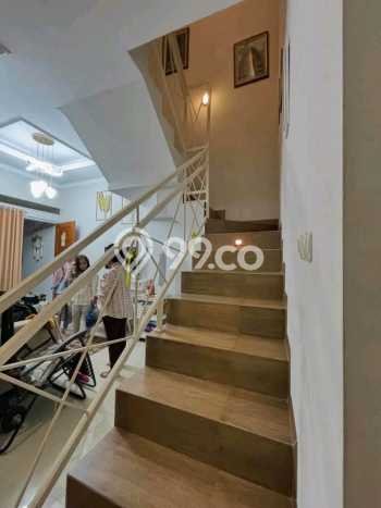 Rumah Strategis Modern Lb 70m2 di Cipayung, Jakarta Timur Rumah Strategis Modern Lb 70m2 di Cipayung, Jakarta Timur