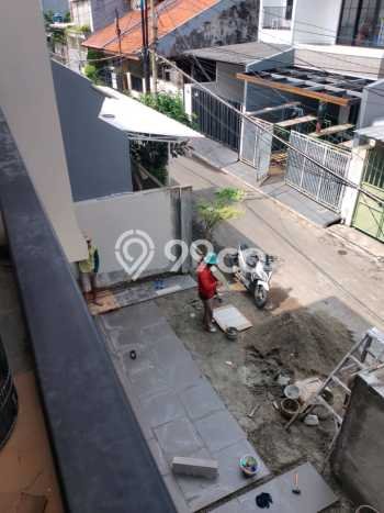 Rumah Elit Modern Siap Huni di Rawamangun Jakarta Timur Rumah Elit Modern Siap Huni di Rawamangun Jakarta Timur