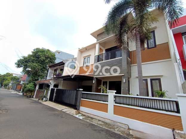 Siap Huni Rumah Minimalis & Modern LB 250m2 di Rawamangun Siap Huni Rumah Minimalis & Modern LB 250m2 di Rawamangun