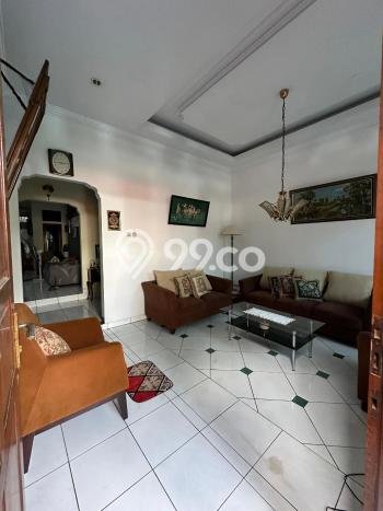 Dijual Rumah Premium dengan Fasilitas Sekitar Komplit di Ciracas, Jakarta Timur Dijual Rumah Premium dengan Fasilitas Sekitar Komplit di Ciracas, Jakarta Timur