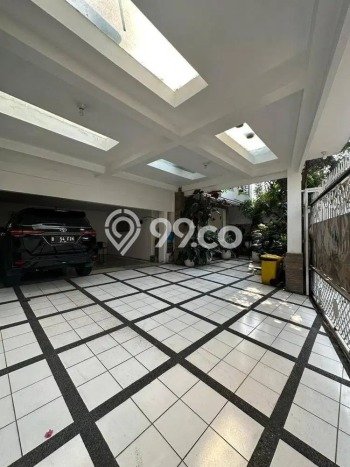 For Sale! Premium House LT 318m2 Desain Modern di Jati Padang For Sale! Premium House LT 318m2 Desain Modern di Jati Padang