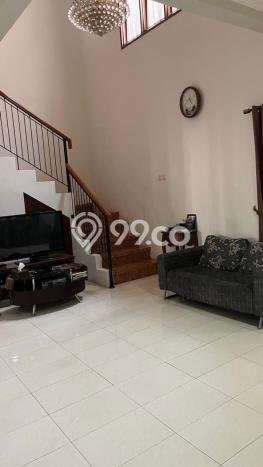 Dijual Hunian Rumah Terawat 3 KT di Raffles Hills, Jakarta Timur Dijual Hunian Rumah Terawat 3 KT di Raffles Hills, Jakarta Timur