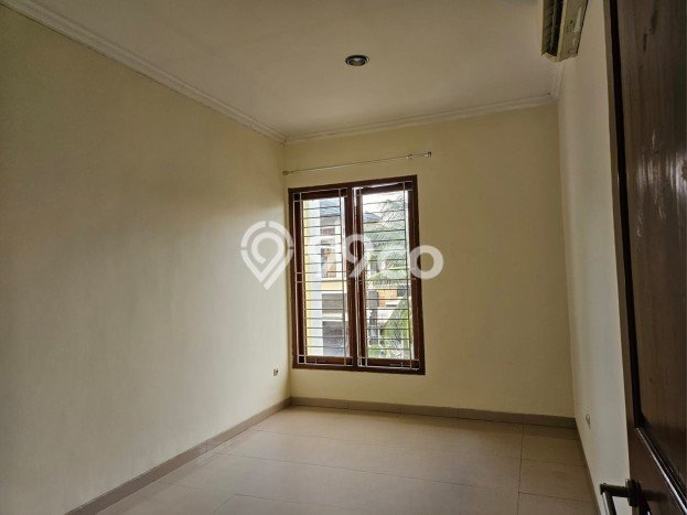 For Sale! Premium House LT 160m2 Desain Modern di Harjamukti For Sale! Premium House LT 160m2 Desain Modern di Harjamukti