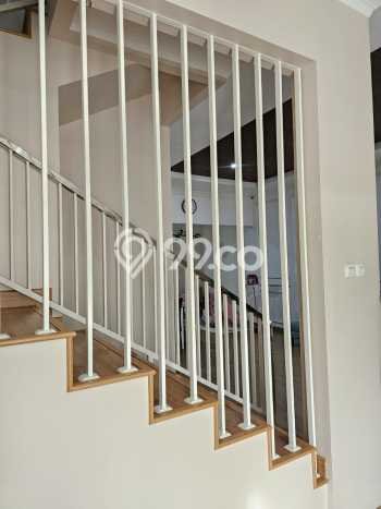 Rumah Strategis Modern Lb 155m2 di Cimanggis, Depok Rumah Strategis Modern Lb 155m2 di Cimanggis, Depok