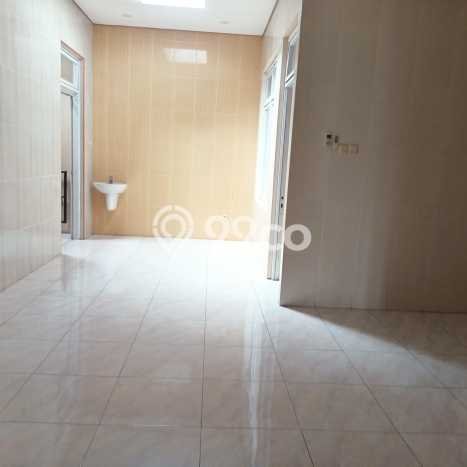 Siap Huni Rumah Mewah 4 Kamar di Jatisampurna Dekat ke Mana Pun Siap Huni Rumah Mewah 4 Kamar di Jatisampurna Dekat ke Mana Pun