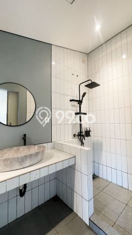 Ready to Use! Premium House LT 290m2 Desain Elegan di Sentul City Ready to Use! Premium House LT 290m2 Desain Elegan di Sentul City