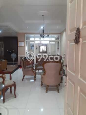 Rumah Luxury Modern Siap Huni di Kota Wisata Bogor Rumah Luxury Modern Siap Huni di Kota Wisata Bogor