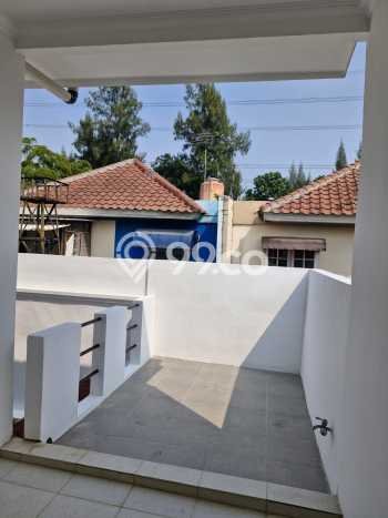 Rumah Modern 4 KT di Legenda Wisata Bogor Unfurnished Rumah Modern 4 KT di Legenda Wisata Bogor Unfurnished