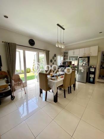 Rumah Elit Modern Siap Huni di Kota Wisata Bogor Rumah Elit Modern Siap Huni di Kota Wisata Bogor