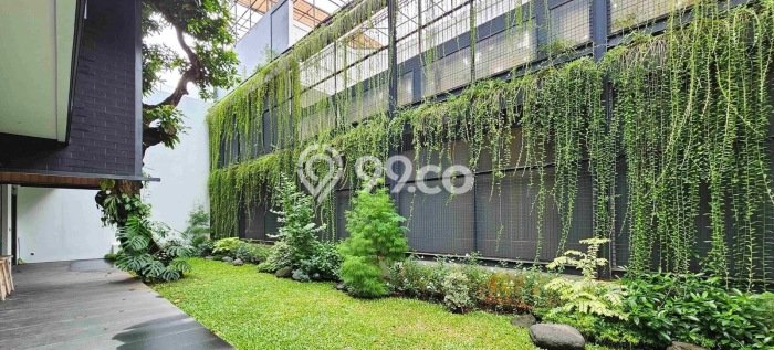Siap Huni Rumah Mewah 4 Kamar di Kebayoran Baru Dekat ke Mana Saja Siap Huni Rumah Mewah 4 Kamar di Kebayoran Baru Dekat ke Mana Saja
