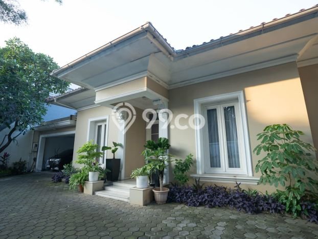 For Sale Rumah Mewah Exclusive di Mampang Prapatan, Jakarta Selatan For Sale Rumah Mewah Exclusive di Mampang Prapatan, Jakarta Selatan