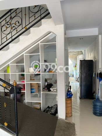 Hunian Mewah Dijual LT 144m2 di Pasar Minggu, Jakarta Selatan Hunian Mewah Dijual LT 144m2 di Pasar Minggu, Jakarta Selatan