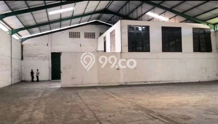 Untuk Dijual Gudang di Jaten Karanganyar LT 5000m2 / LB 3500m2 Untuk Dijual Gudang di Jaten Karanganyar LT 5000m2 / LB 3500m2