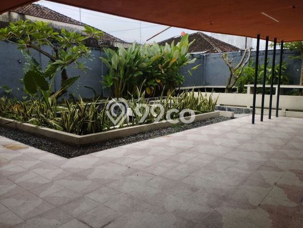 Disewakan Hunian Konsep Minimalis di Slamet Riyadi Solo dengan 6 Kamar Disewakan Hunian Konsep Minimalis di Slamet Riyadi Solo dengan 6 Kamar