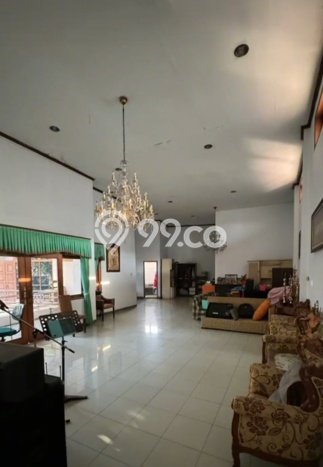 Siap Huni Hunian Elit 6 Kamar di Jebres Dekat ke Mana Saja Siap Huni Hunian Elit 6 Kamar di Jebres Dekat ke Mana Saja