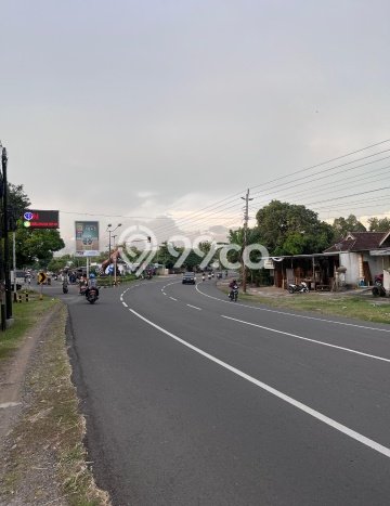 Jual Rumah Harga Miring Selogiri Punya 8 Kamar & LT 1380m2 Jual Rumah Harga Miring Selogiri Punya 8 Kamar & LT 1380m2