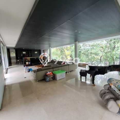 Rumah Luxury Modern Tanpa Renovasi di Pantai Indah Kapuk Jakarta Utara Rumah Luxury Modern Tanpa Renovasi di Pantai Indah Kapuk Jakarta Utara