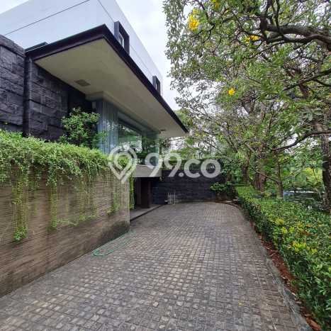 Rumah Luxury Modern Tanpa Renovasi di Pantai Indah Kapuk Jakarta Utara Rumah Luxury Modern Tanpa Renovasi di Pantai Indah Kapuk Jakarta Utara
