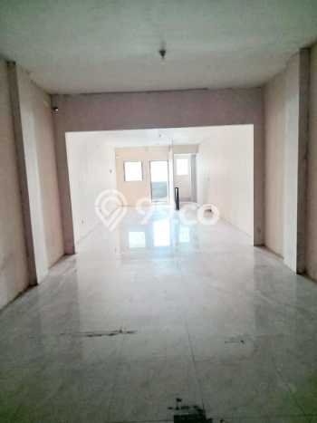 Unit Ruko Dijual di Jakarta Timur LT 70m2 & LB 280m2 Unit Ruko Dijual di Jakarta Timur LT 70m2 & LB 280m2