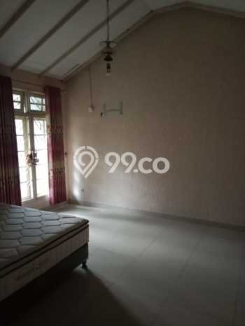 Rumah Luxury Modern Tanpa Renovasi di Cibubur Jakarta Timur Rumah Luxury Modern Tanpa Renovasi di Cibubur Jakarta Timur