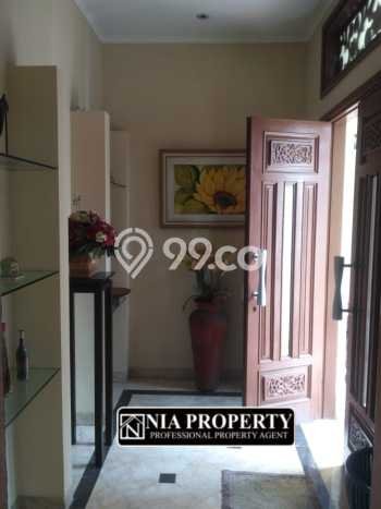 Jual Rumah Luas Megah Dengan View Cantik di Cibubur, Jakarta Timur Jual Rumah Luas Megah Dengan View Cantik di Cibubur, Jakarta Timur