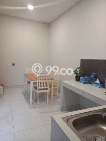 Rumah Modern 3 KT di Kota Wisata Jakarta Timur Unfurnished Rumah Modern 3 KT di Kota Wisata Jakarta Timur Unfurnished