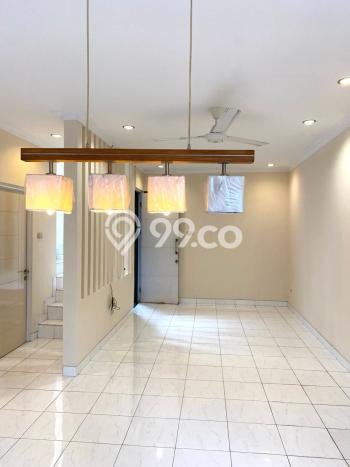 Rumah Modern 3 KT di Kota Wisata Jakarta Timur Unfurnished Rumah Modern 3 KT di Kota Wisata Jakarta Timur Unfurnished