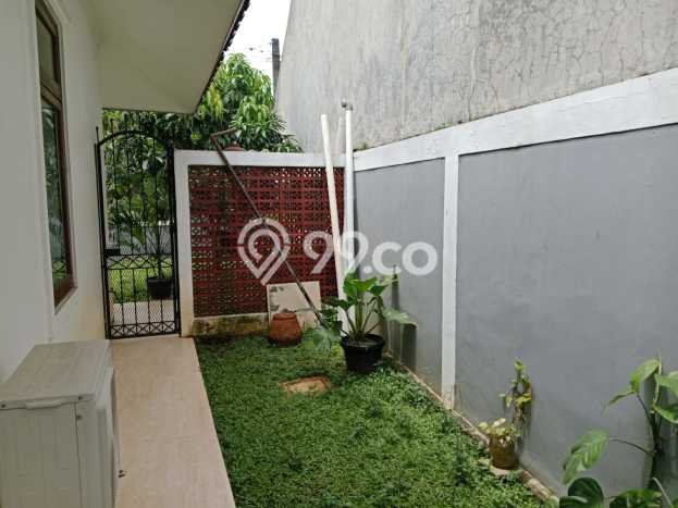Rumah Mewah LB 280m2 Siap Pakai Desain Elegan di Cibubur, Jakarta Timur Rumah Mewah LB 280m2 Siap Pakai Desain Elegan di Cibubur, Jakarta Timur