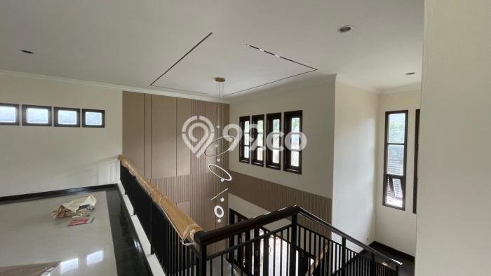 Ready to Use! Premium House LT 788m2 Desain Modern di Cibubur Ready to Use! Premium House LT 788m2 Desain Modern di Cibubur