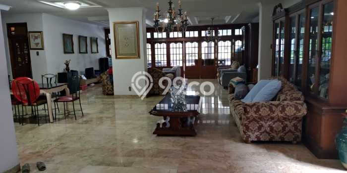 Rumah Elit LB 462m2 Siap Pakai Desain Elegan di Slipi, Jakarta Barat Rumah Elit LB 462m2 Siap Pakai Desain Elegan di Slipi, Jakarta Barat