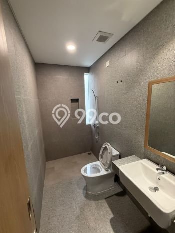Dijual Rumah Premium dengan Fasilitas Sekitar Lengkap di BSD, Tangerang Selatan Dijual Rumah Premium dengan Fasilitas Sekitar Lengkap di BSD, Tangerang Selatan
