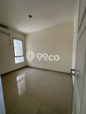 For Sale Hunian Rumah Nyaman 3 Kamar di Gading Serpong, Tangerang For Sale Hunian Rumah Nyaman 3 Kamar di Gading Serpong, Tangerang
