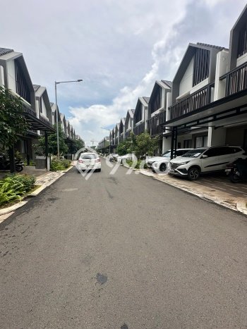 Rumah Minimalis 3 KT di Gading Serpong Tangerang Rumah Minimalis 3 KT di Gading Serpong Tangerang
