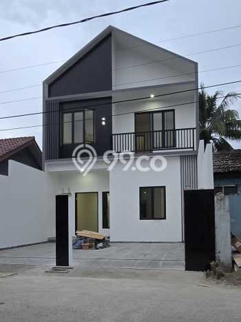 Rumah Luas Asri 4 KT Siap Huni di BSD Tangerang Rumah Luas Asri 4 KT Siap Huni di BSD Tangerang
