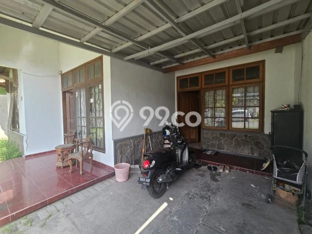 Rumah Eksklusif Dijual LT 400m2 di Gayungan, Surabaya Rumah Eksklusif Dijual LT 400m2 di Gayungan, Surabaya