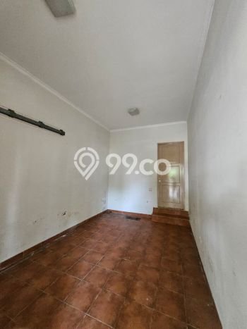KESEMPATAN TERBAIK! Rumah area , 3 KM, Ready, Luas 180m2m² Bangunan 207m2m² KESEMPATAN TERBAIK! Rumah area , 3 KM, Ready, Luas 180m2m² Bangunan 207m2m²