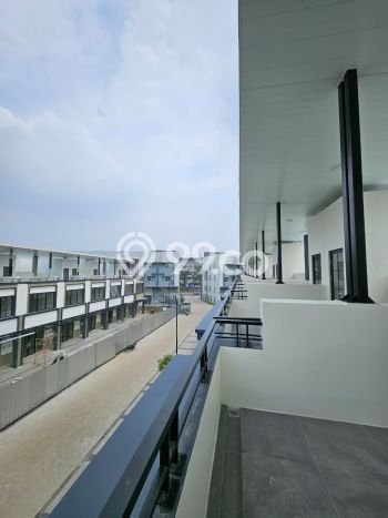 Ruko untuk Disewa di Pusat Tangerang Luas Bangunan 102m2 Ruko untuk Disewa di Pusat Tangerang Luas Bangunan 102m2